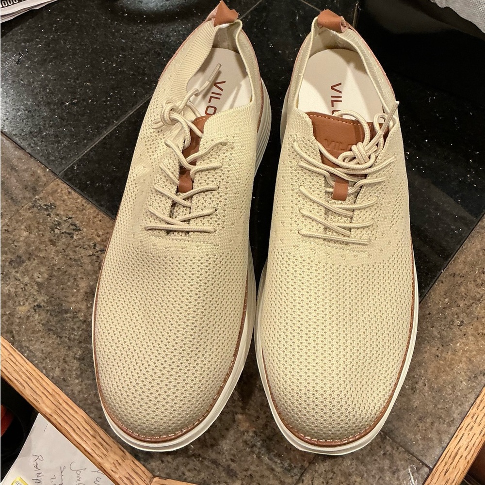 Vionic Men's Beige Knit Sneakers